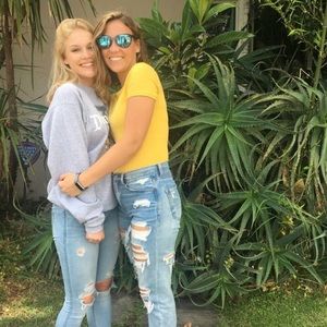 Meet your Posher, Carly